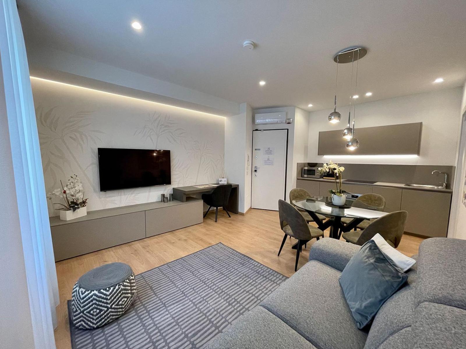 Clavis Luxury Apartments Chiavenna Exterior photo